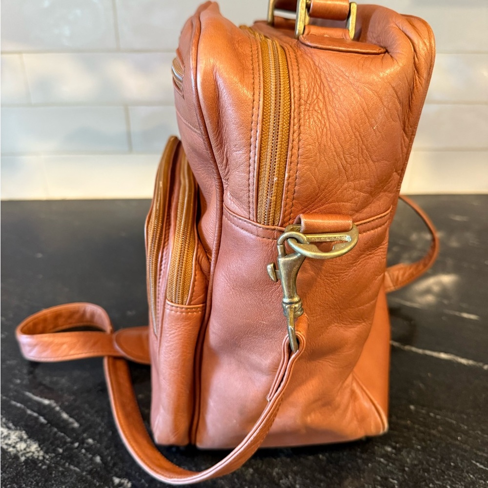 Brown Leather Messenger Bag with Adjustable Strap, Great for Travel or Everyday - Picture 5 of 14